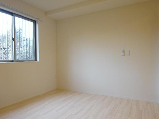 【内装】 | フォルビート | 洋室