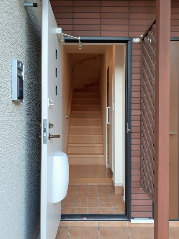 ルミアス前潟Ⅰの玄関