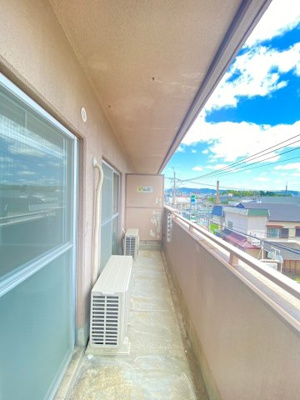 【バルコニー】 | バーンフリート総持寺