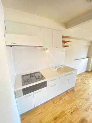 【キッチン】 | バーンフリート総持寺