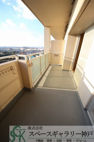 明石清水第2高層住宅のバルコニー|※お部屋により仕様が異なる場合があります※