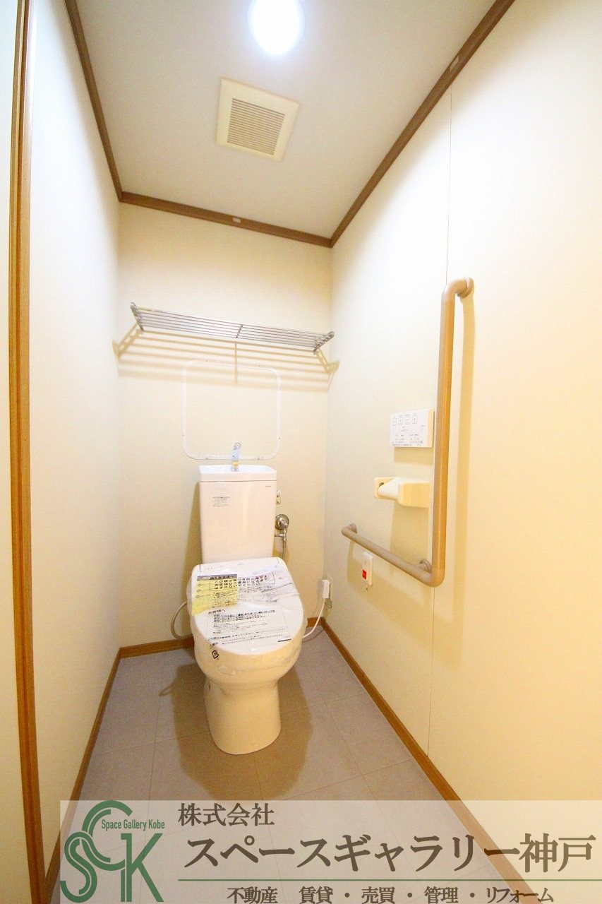 明石清水第2高層住宅のトイレ|※お部屋により仕様が異なる場合があります※
