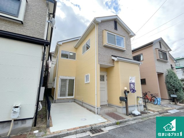 西宮市青木町　中古一戸建ての外観|お客様に長く安心して住んでいだだける事にこだわった家づくり！住んでからのアフターサービスにもしっかりと取り組んでいます！