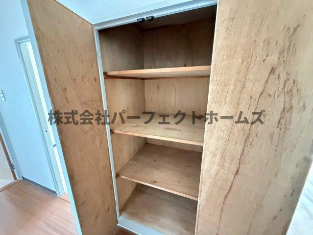 Belong枚方東2番館の収納|便利な収納スペースです