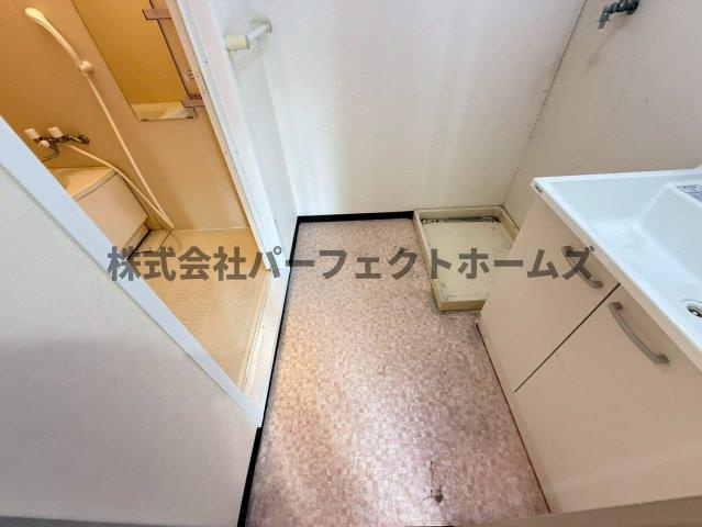 Belong枚方東2番館の洗面所|ゆったりとスペースのある洗面所