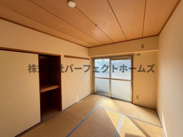 Belong枚方東2番館の和室|和室ならではの温かな和の空間で寛ぎの時間を過ごせます