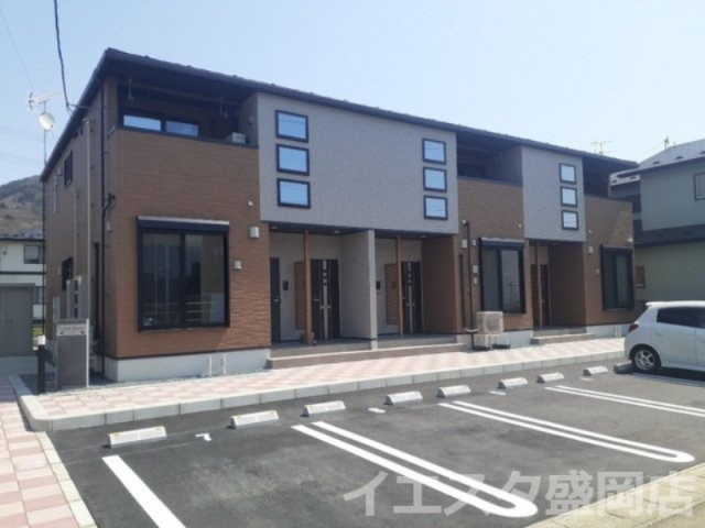 コクーン・カナサの外観