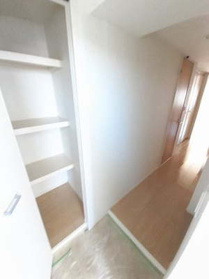 【玄関】 | サンリットⅢ