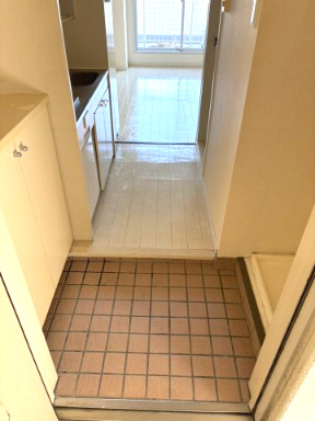 【玄関】 | ライオンズステーションプラザ杉田