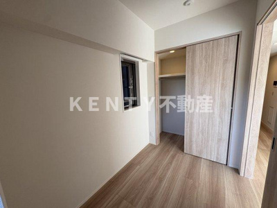 【居間・リビング】 | プレディアコート大森山王 | こちらのリビングで趣味の時間をお楽しみください