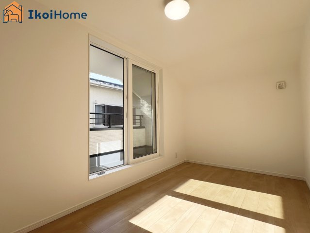 神戸市西区押部谷町木幡　新築戸建の寝室|【ホームページに現地動画掲載中】●年中無休：当日予約可●広々とした2階の洋室です。クローゼットも完備