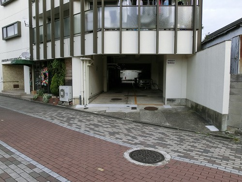 堀川シティハイツの駐車場