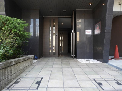 【エントランス】 | クリスタルブライト谷町