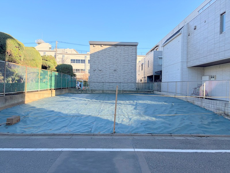 高島平１　土地の外観|☆土地面積約42.99坪
☆ゆとりのある6m公道に接道
☆参考プラン有