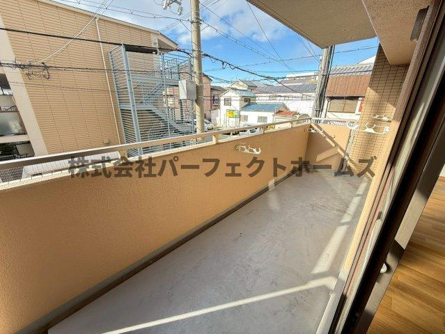 パレビバスのバルコニー|バルコニー付きです