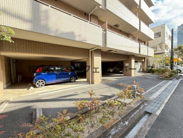 パレビバスの駐車場|駐車場に車を止められます