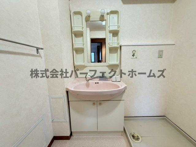 パレビバスの独立洗面台|独立洗面化粧台付き