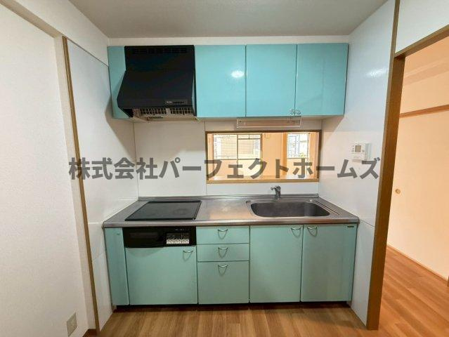 パレビバスのキッチン|コンパクトなキッチンで掃除もラクラク