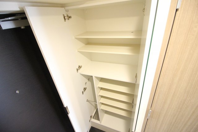 【収納】 | スプランディッド天王寺パークサイド | 天井高シューズボックス
