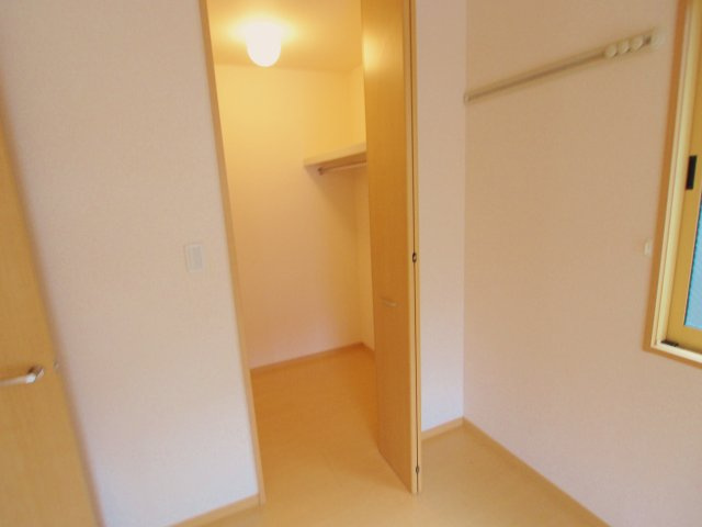 ハイツ谷中Ⅰの収納