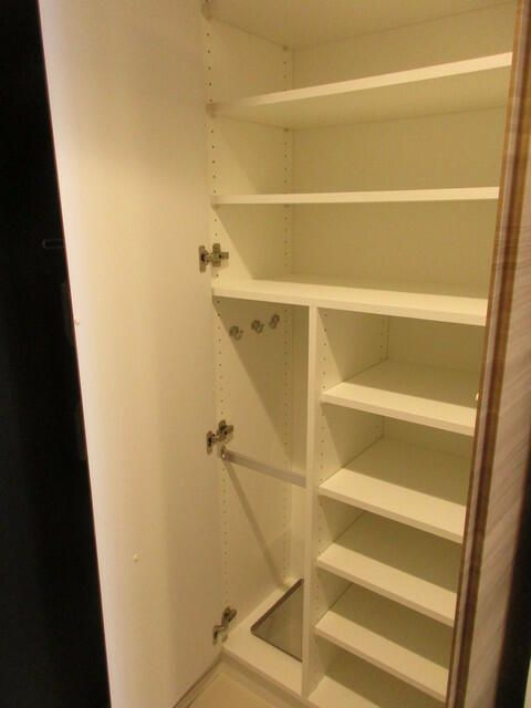 プロスタイルウェルス西早稲田の収納