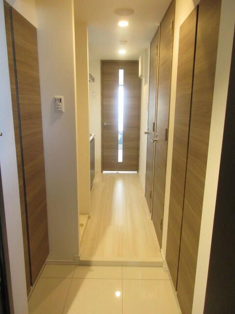 プロスタイルウェルス西早稲田の玄関