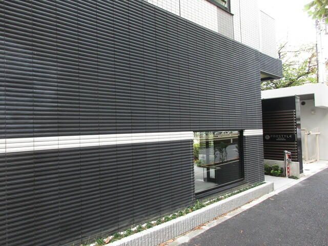 プロスタイルウェルス西早稲田のエントランス