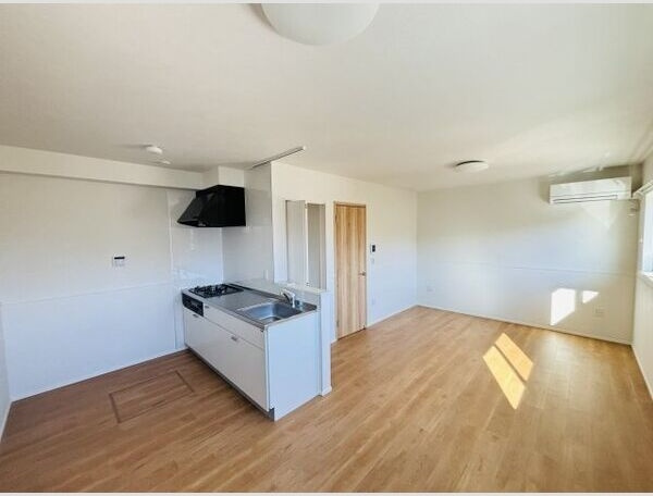 Land court 重原駅A　　刈谷市近郊の賃貸ならクラスホーム刈谷店の居間・リビング