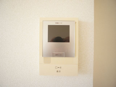 【セキュリティ】 | ヴィラフェリーチェB | 訪問者の確認ができるTVドアホン付きです♪