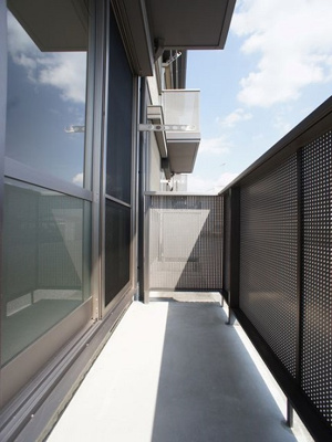 【バルコニー】 | ヴィラフェリーチェB | 日当たり良好！お洗濯物がたくさん干せます♪