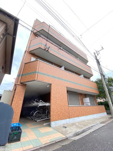 Pacificaの外観