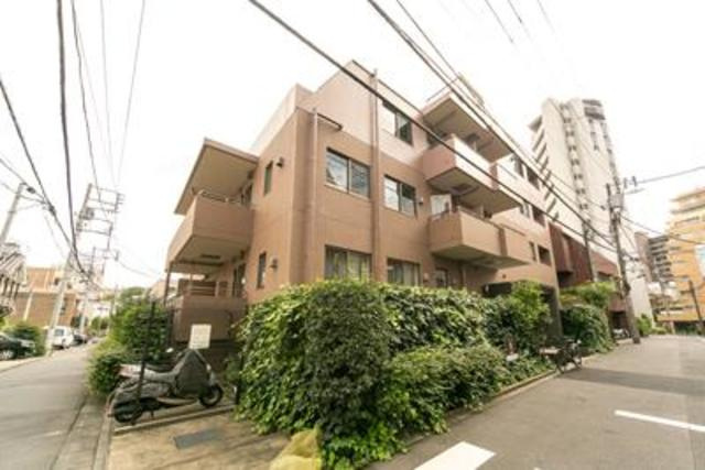 コートレアル三田綱町の外観