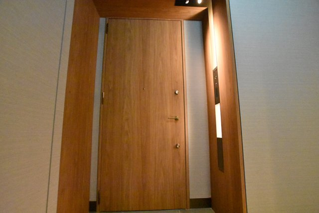 麻布台ヒルズレジデンスBの玄関