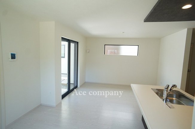 【居間・リビング】 | 東大阪市菱屋西5丁目　【2号棟/全2棟】 | 【LDK：15.5帖】