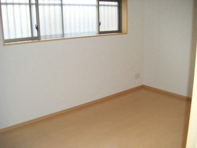 Ｓ－ＦＯＲＴ西船橋の居間・リビング|南向きのリビングです★