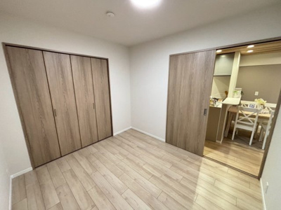 【洋室】 | 長居公園ハウス