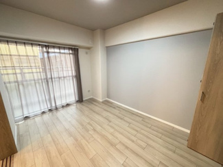 【洋室】 | 長居公園ハウス