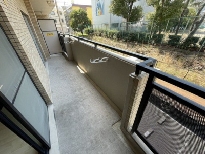 【バルコニー】 | プリムール | ※同タイプの写真となり、実際のお部屋とは異なる場合があります