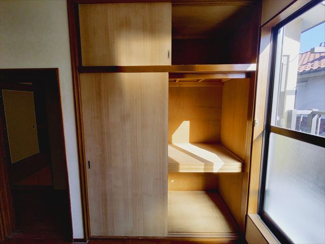 【収納】 | ふじみ野市大原１丁目 | 2階南側4.5帖洋室の収納です