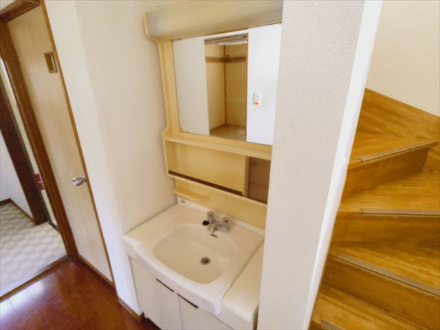 【独立洗面台】 | ふじみ野市大原１丁目 | 独立洗面台あり、毎朝おしゃれに忙しい女性の方におすすめです
