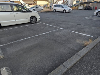 【駐車場】