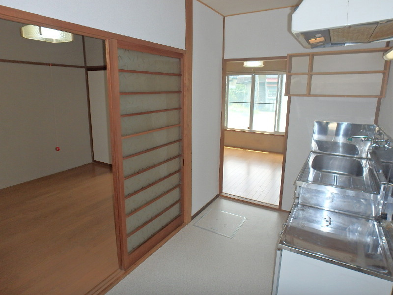 S0546R　中村莊の内装