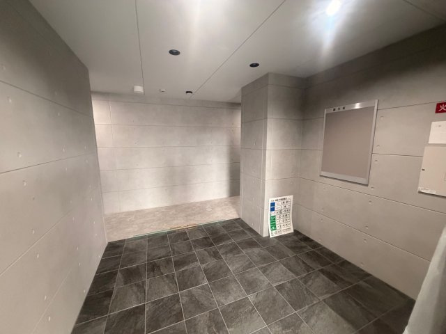 KORE・YIELD千里丘のロビー