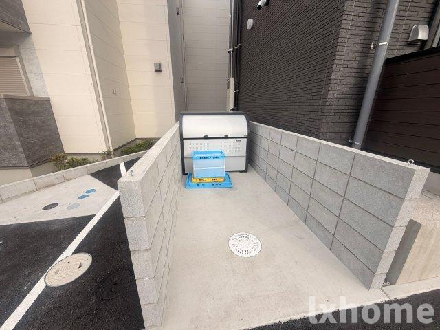 KORE・YIELD千里丘のエントランス
