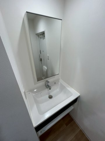 大阪市西区立売堀５丁目の賃貸マンションの洗面所