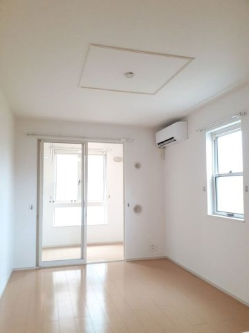 ミストの居間・リビング|おしゃれな居間です