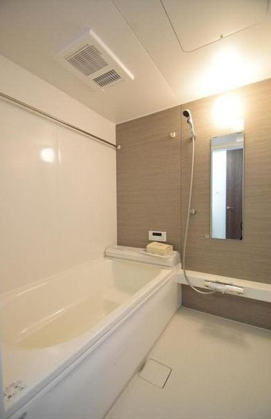 天白区焼山二丁目戸建賃貸Ａの浴室