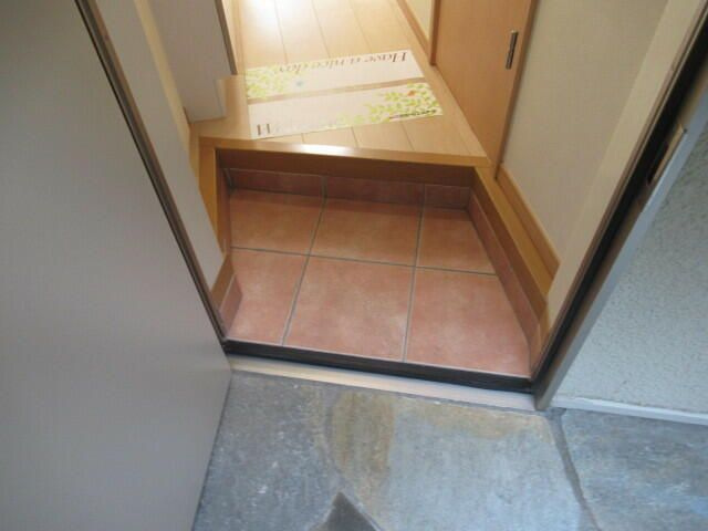 ヌーヴォープリエールの玄関