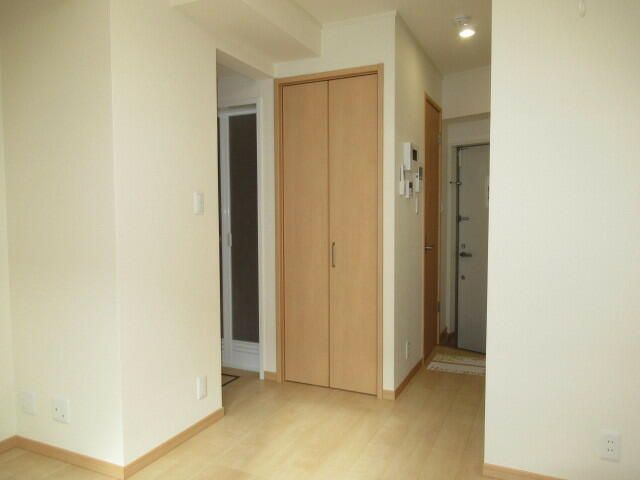 ヌーヴォープリエールの居間・リビング