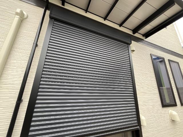 セ　シュエット（C‘est chouette）の内装|シャッター雨戸（イメージ）